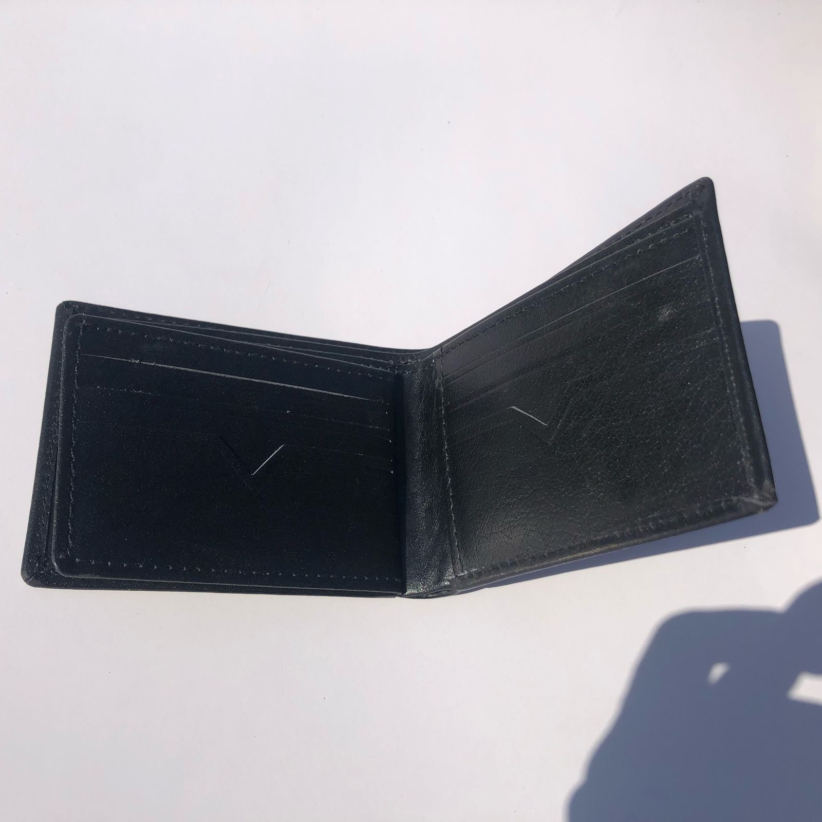 Black Wallet With Low Cut | Men’s Slim Leather Wallet | Stylish Gents Purse - Image 3